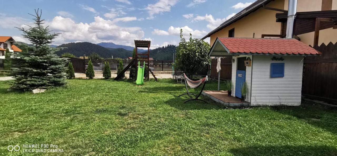 Hotel Casa Stefu Rîşnov Esterno foto